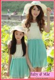 Vestido baby e Mãe iguais princesas
